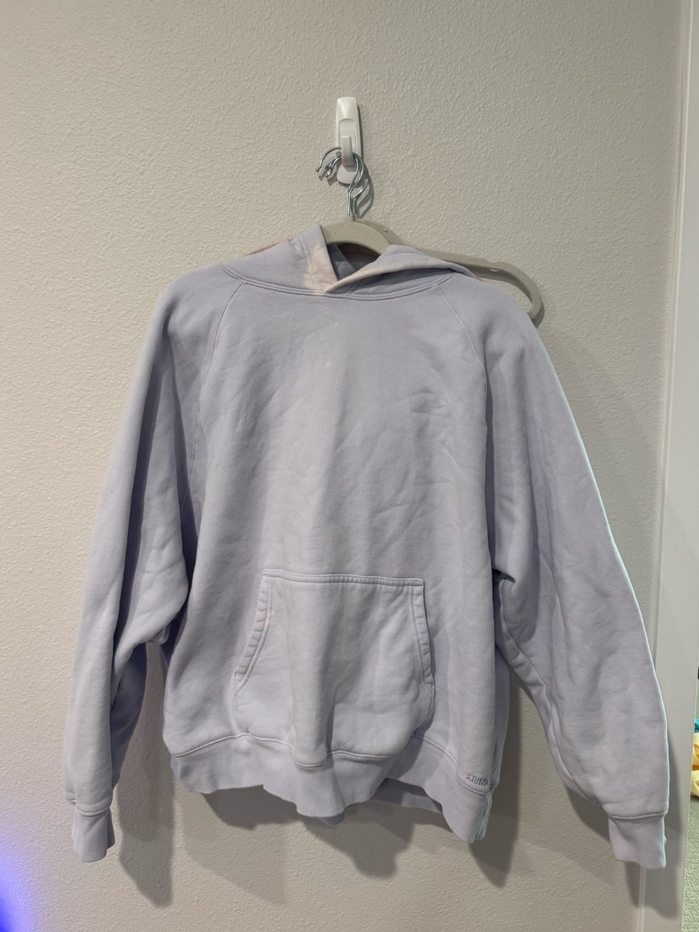 Aritzia mega fit hoodie